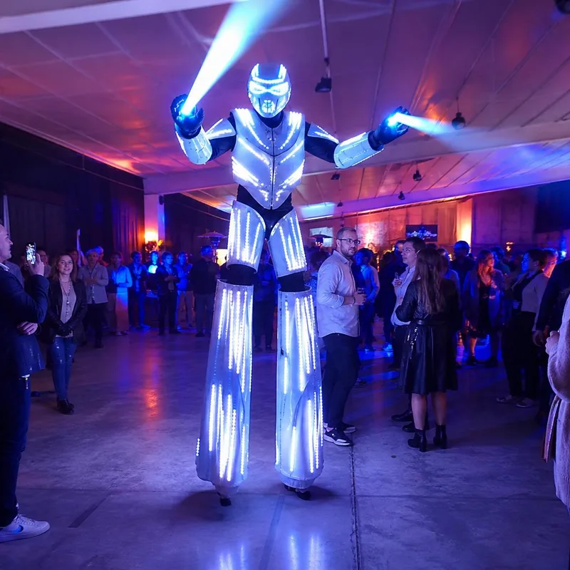 Artiste Robot Humain Lumineux