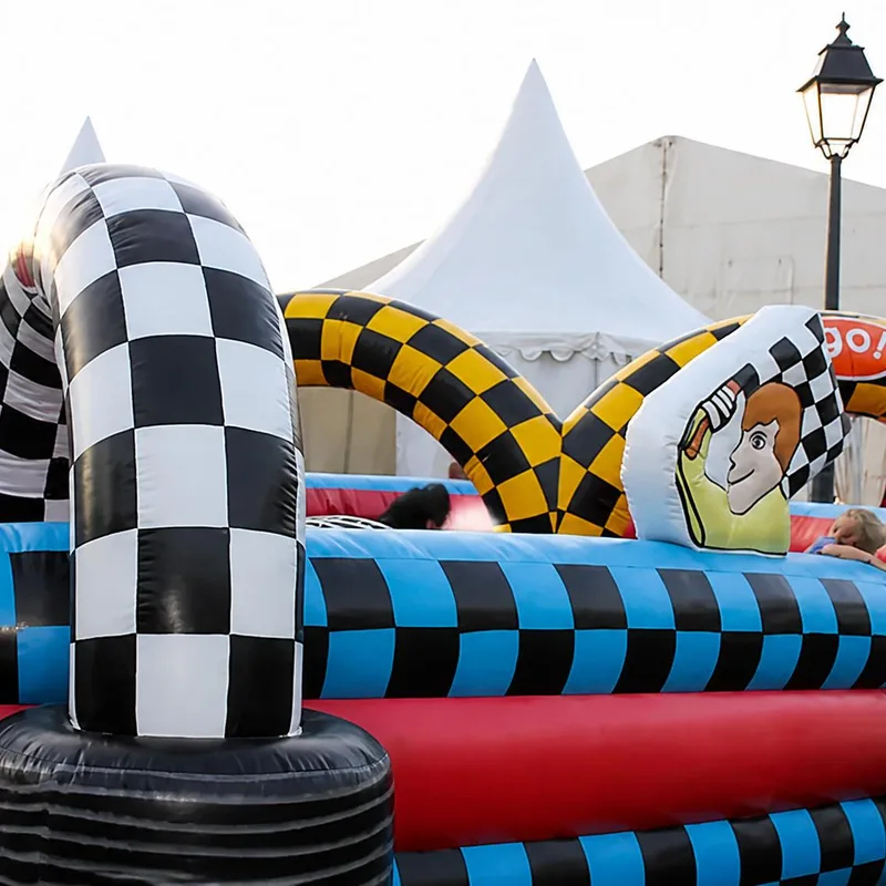 Le château gonflable Grand Prix