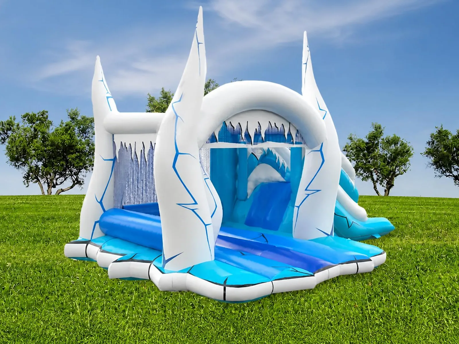 Le château gonflable Slide des Neiges — animation événementielle