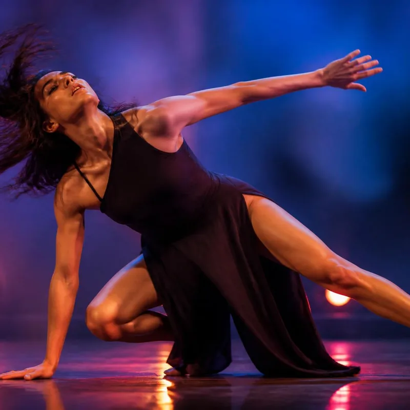 Danseur-euse Contemporaine