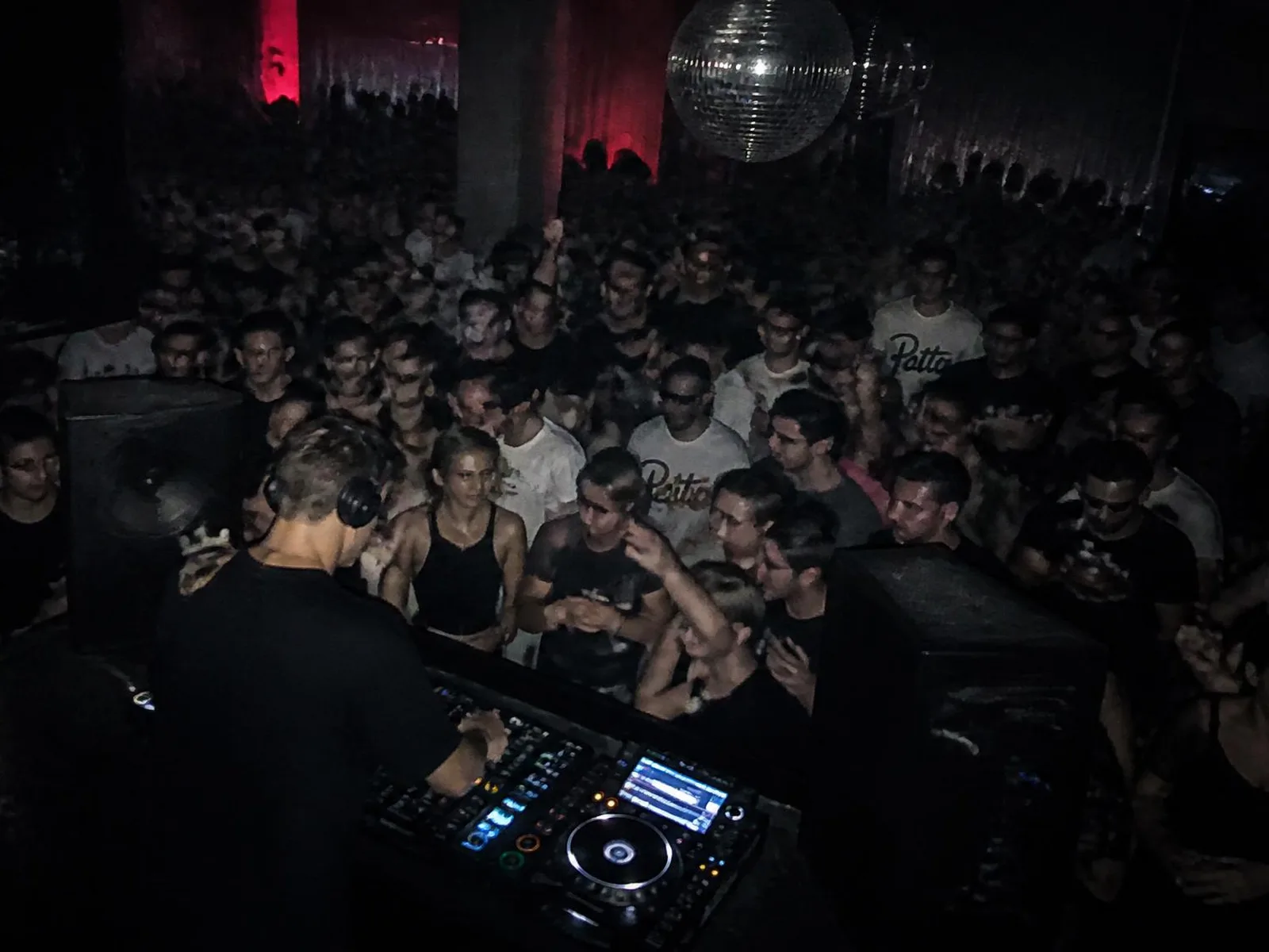 Disc-Jockey Prestation DJ — animation événementielle