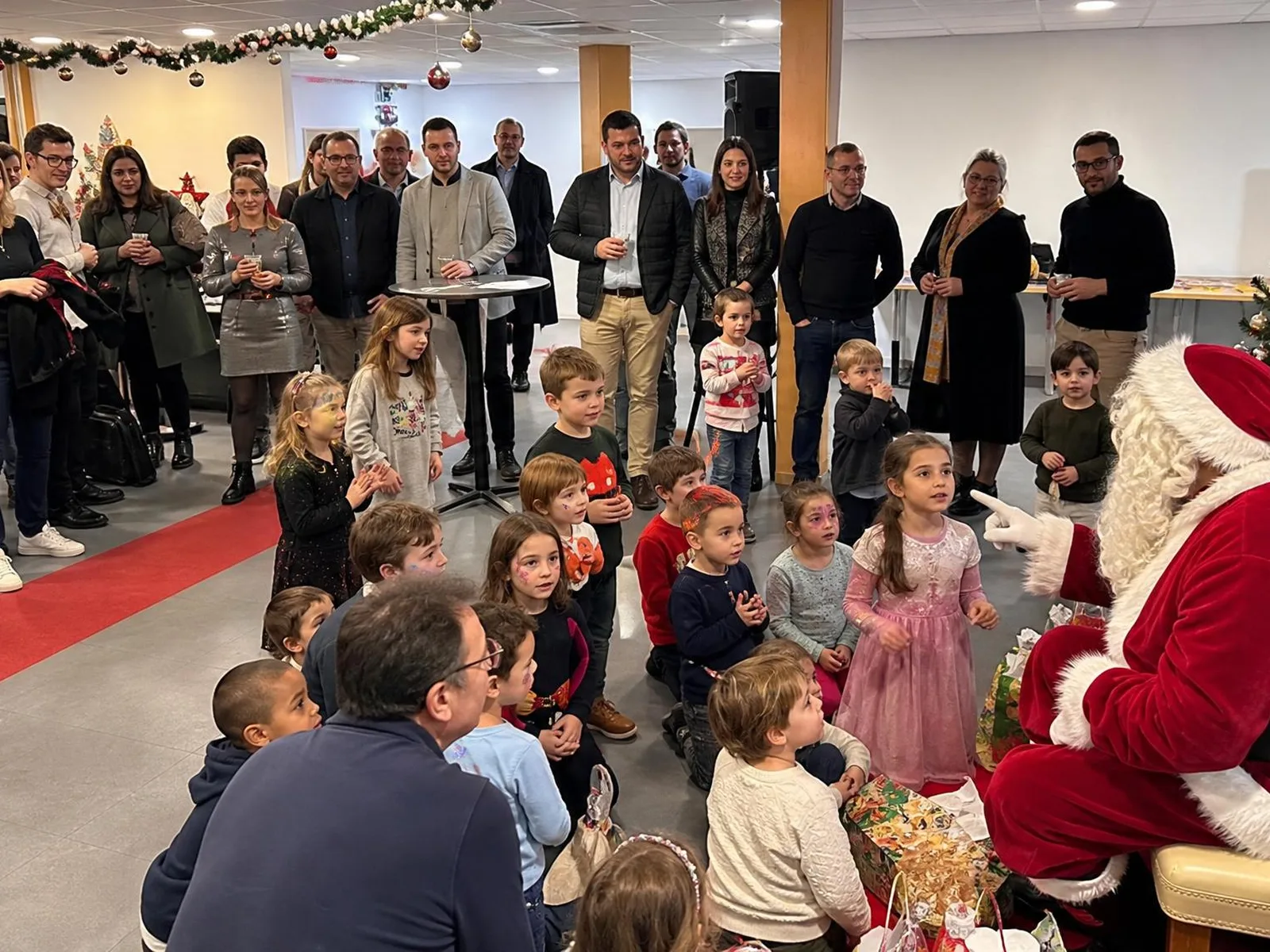 Fête de Noël d'Entreprise — animation événementielle