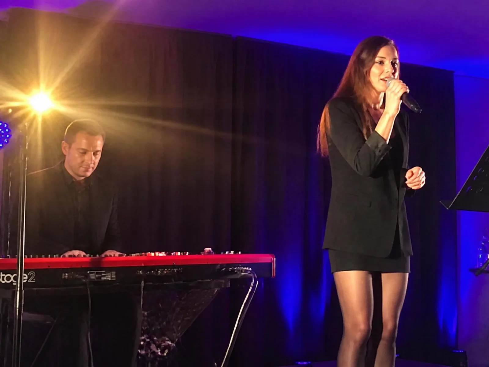 Prestation Duo Variété Internationale — animation événementielle