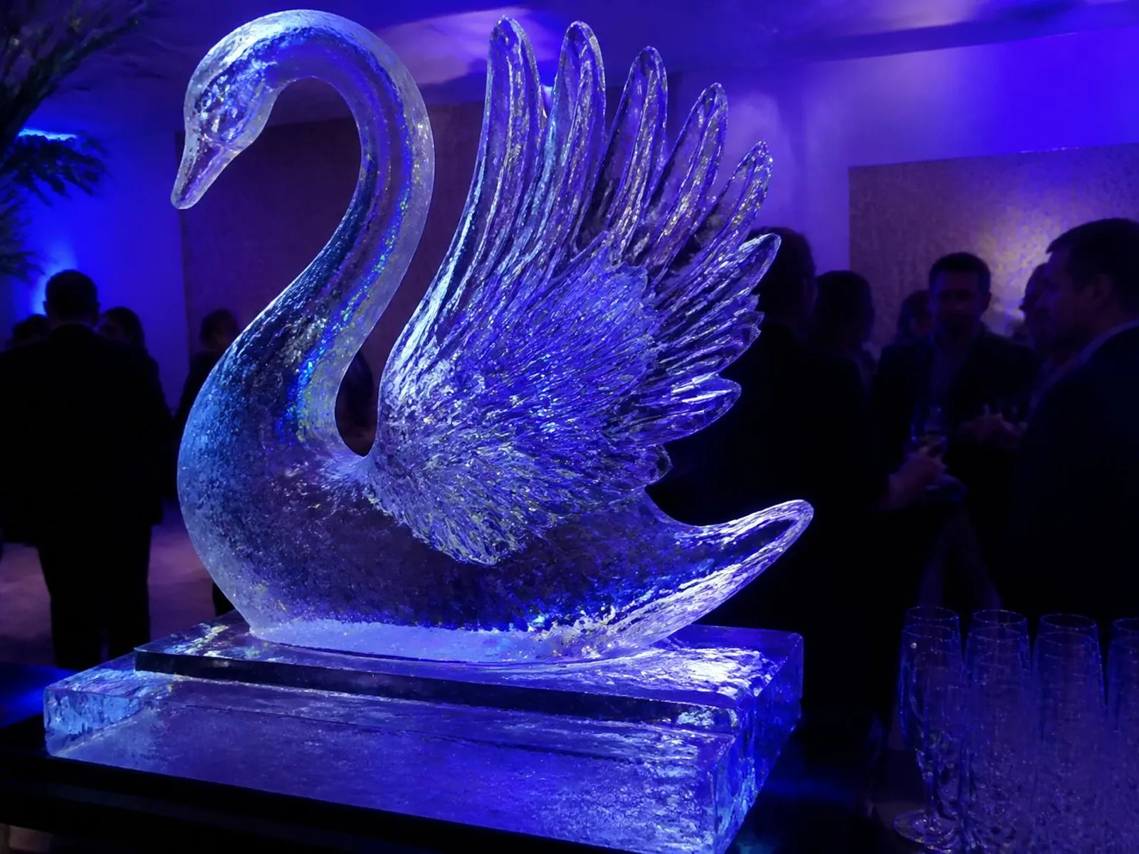 Sculpture de Logo sur Glace — animation événementielle