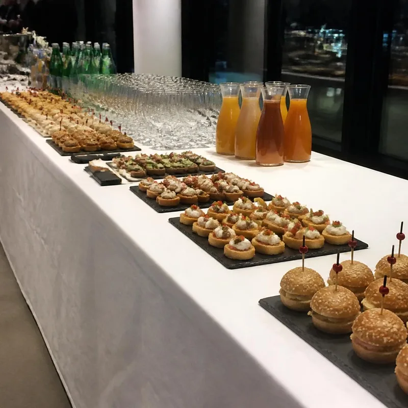 Service Traiteur Cocktail Dînatoire