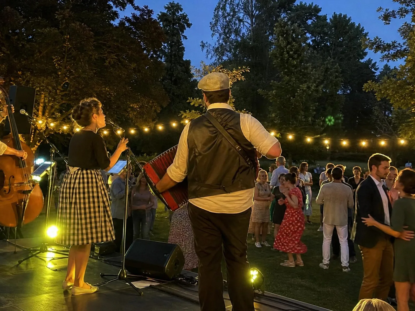 Spectacle Musique Guinguette — animation événementielle
